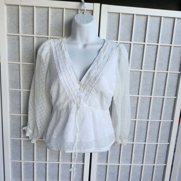 Abercrombie & Fitch Tops - Abercrombie & Fitch Elegant White Women's Top